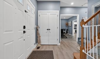 1920 Jester Ln, Algonquin, IL 60102