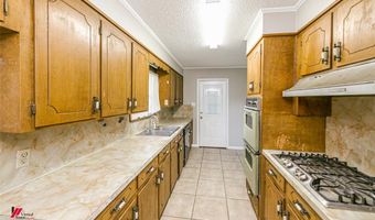 1018 Peyton Ave, Benton, LA 71006