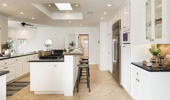 4005 Admirable Dr, Rancho Palos Verdes, CA 90275