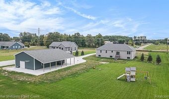 8309 Almont Rd, Almont Twp., MI 48003