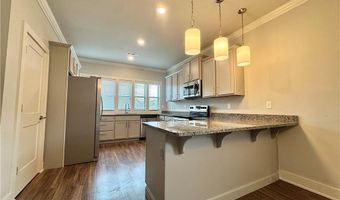 822 NE Heights Ln, Bentonville, AR 72712