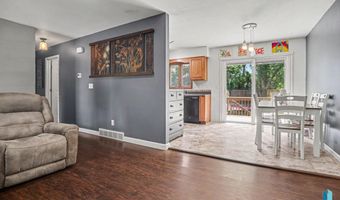 916 S Patrician Ct, Brandon, SD 57005