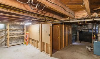 302 Prospect St, Bennington, VT 05201