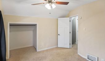 1213 S 2nd St, Aberdeen, SD 57401