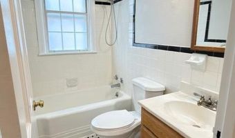 24 S OLD GLEBE Rd S 202, Arlington, VA 22204