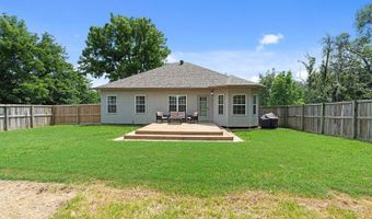 806 E Grant St, Ash Grove, MO 65604
