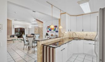 6062 Bania Wood Cir, Atlantis, FL 33462