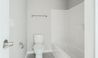 965-1 Memory Ln, Aurora, OH 44202