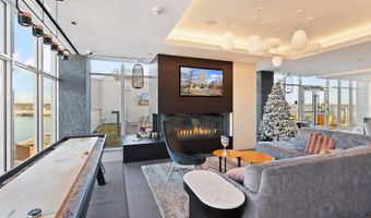 925 N FAIRFAX St 207, Alexandria, VA 22314