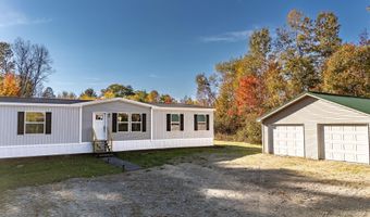 3 Back Rd, Abbot, ME 04406