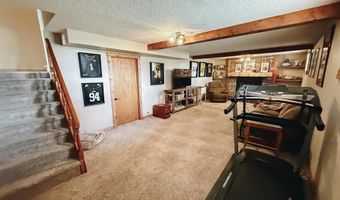 508 3rd Ave, Alton, IA 51003
