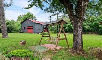 803 8th St, Barling, AR 72923