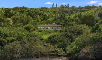 1004 N Honokala Rd B, Haiku, HI 96708