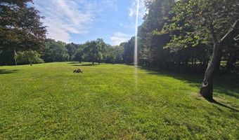 889 Old Grandview Rd, Beaver, WV 25813