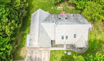 42 Lee Dr, Albion, ME 04910