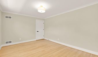10700 ALLOWAY Dr, Potomac, MD 20854