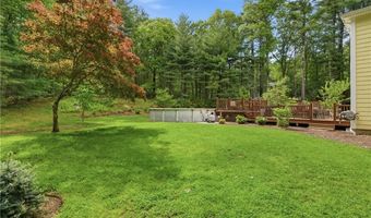 40 White Pine Dr, Glocester, RI 02814