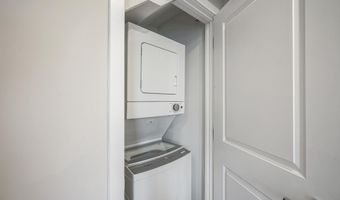 1072 N FRONT St A, Philadelphia, PA 19123