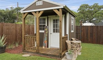 150 N 9th St, Aransas Pass, TX 78336
