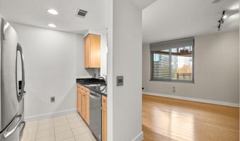 2001 15TH St N 813, Arlington, VA 22201