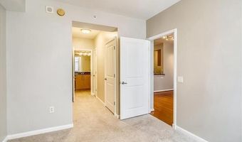 1021 N GARFIELD St 804, Arlington, VA 22201