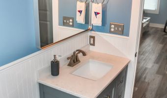206 Olive St, Arcadia, IN 46030