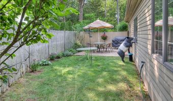 123 Pine Glen Dr, East Greenwich, RI 02818