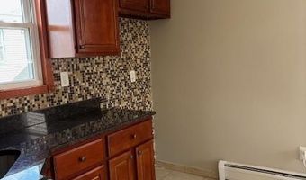 113 EVERGREEN St 2, Bayonne, NJ 07002