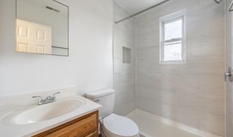 156 WESMOND Dr, Alexandria, VA 22305