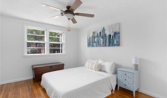 37 Charles St, Barrington, RI 02806