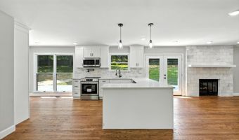 1113 Springfield Dr, Athens, TN 37303