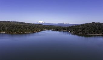 7515 Hyatt Prairie Rd, Ashland, OR 97520