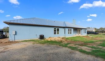 731 County Road 356, Adkins, TX 78101