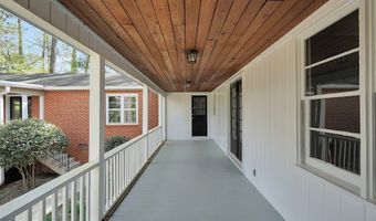 789 Pinewood, Macon, GA 31204