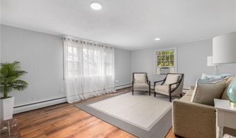 384 Valley Rd, Middletown, RI 02842