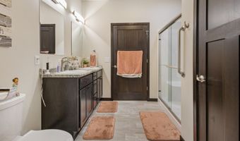 1707 N 18th St, Aberdeen, SD 57401