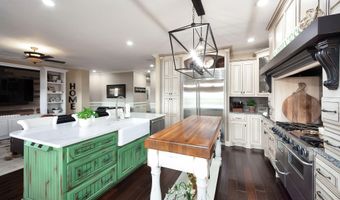 1491 Burr Hight Rd, Bells, TN 38006