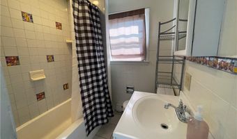 60 Berkeley Ave 2, Newport, RI 02840