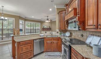 390 Mousse Ruelle Dr, Shreveport, LA 71106