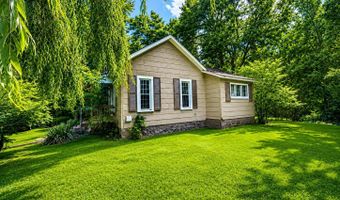 137 Park Ave, Allegan, MI 49010
