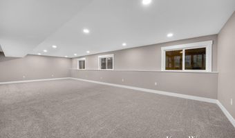 10886 Douglas Dr, Allendale, MI 49401