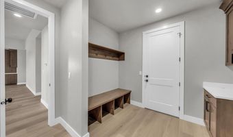 2433 N LOCUST St, Cedar City, UT 84721