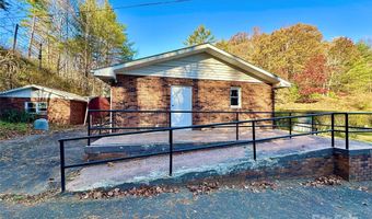 208 Murdock Rd, Bakersville, NC 28705