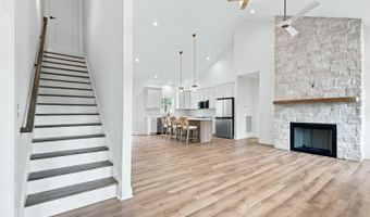 9009 Stonewall Rd, Appomattox, VA 24522