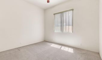 382 N ASHLEY Dr, Chandler, AZ 85225