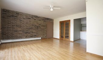 126 S La Londe Ave, Addison, IL 60101