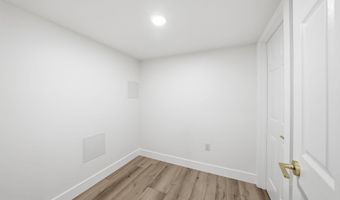20384 MIDDLEBURY St, Ashburn, VA 20147