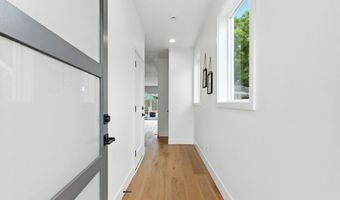 6840 SE LAMPHIER St, Milwaukie, OR 97222