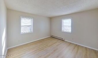 35 Parkwood St Apt 2, Albany, NY 12208