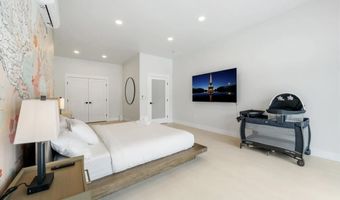 161 BROADWAY 1F, Bayonne, NJ 07002